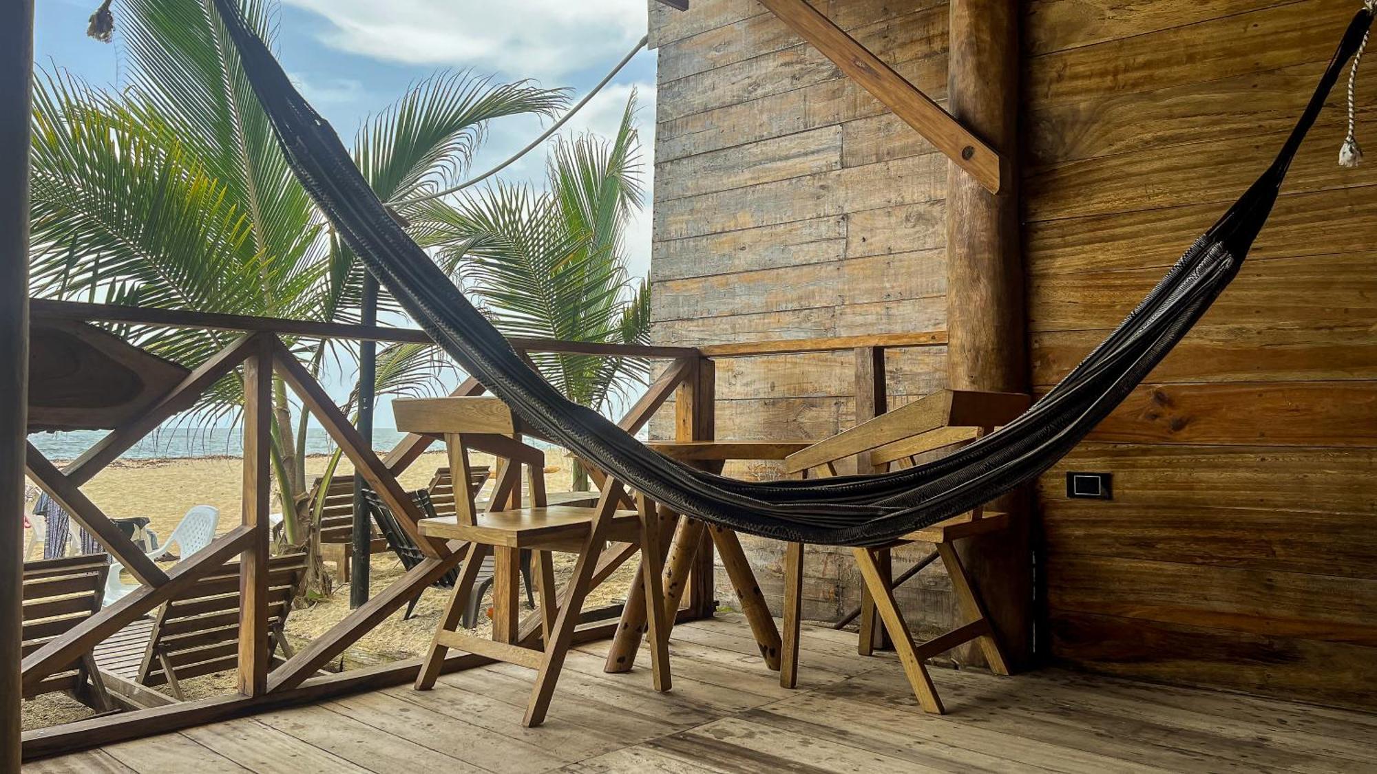 Hostal Mocambo Beach Guachaca Exterior foto